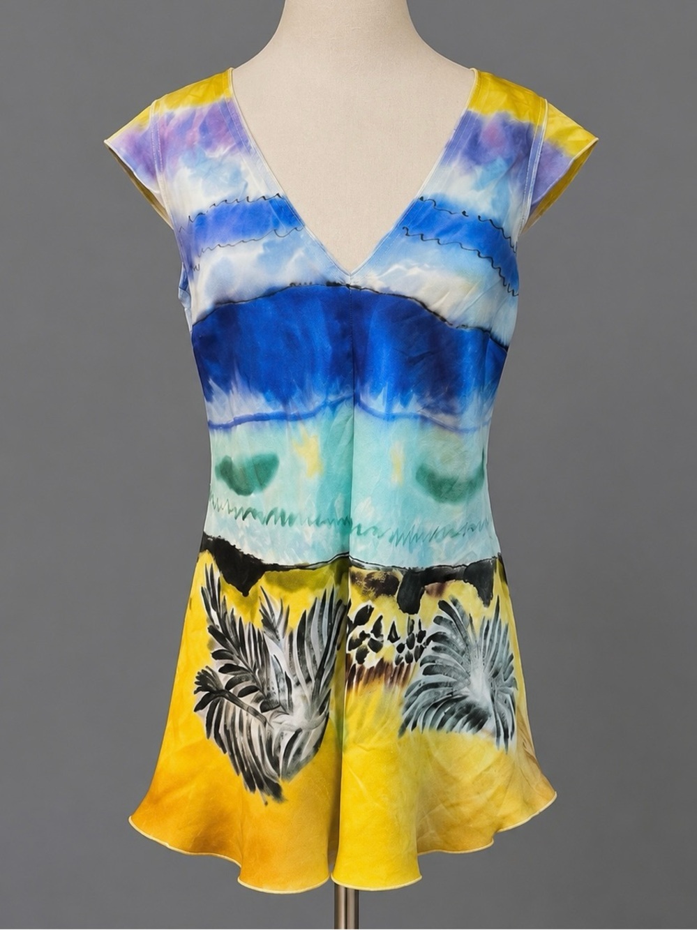 Hope Emma Silk vibrant colored, print Pleat Shirt